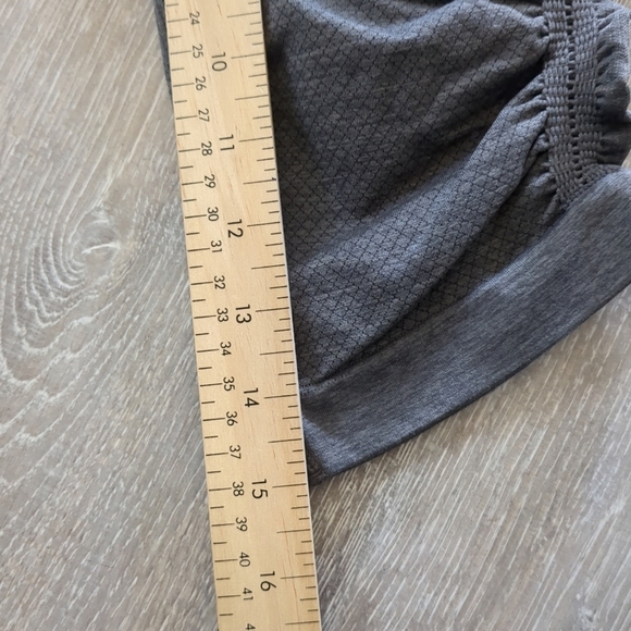 Lululemon In The Flow Leggings Womens Size 26 Heathered Gray Athletic Leisure - Picture 4 of 5